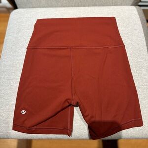 Lululemon wunder train shorts